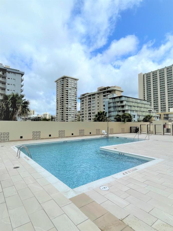 Royal Kuhio Resort Хонолулу Екстериор снимка