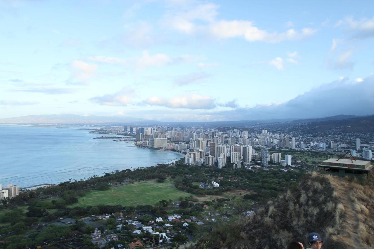 Royal Kuhio Resort Хонолулу Екстериор снимка